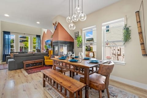 House, Multiple Beds, Patio, Mountain View (Casa Tierra) | Dining