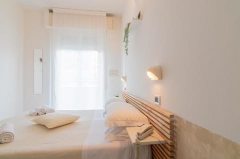 Triple Room | In-room safe, free WiFi