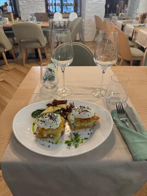 Apartment, Garden View | Dining