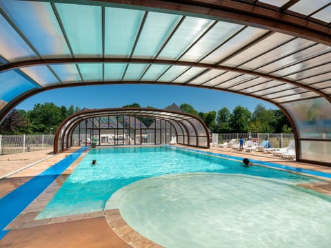 Apartment | Pool | Outdoor pool, a heated pool