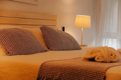 Deluxe Suite, 1 Queen Bed | In-room safe, desk, laptop workspace, iron/ironing board