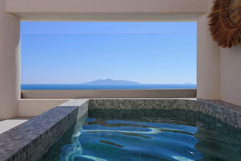 Premium 2 Bedroom Suite with Hot Tub and Sea View | View from room