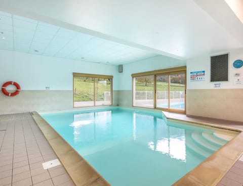 Apartment | Pool | Indoor pool, outdoor pool