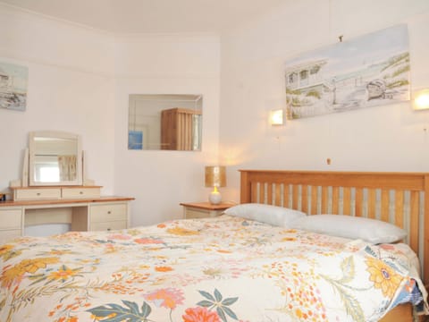 3 bedrooms, WiFi (free), individually decorated, individually furnished