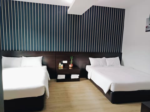 Family Double Room | Free WiFi, bed sheets