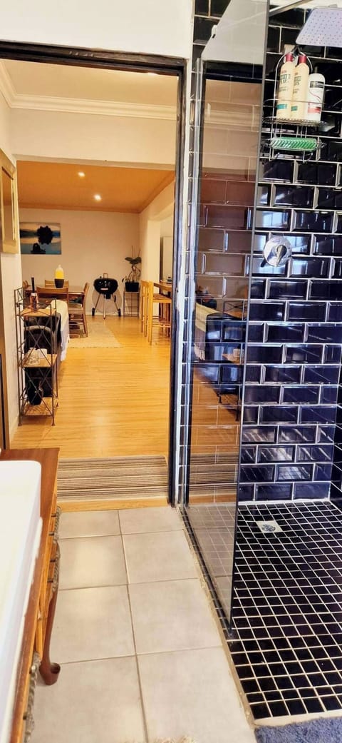 Apartment, 2 Bedrooms | Interior