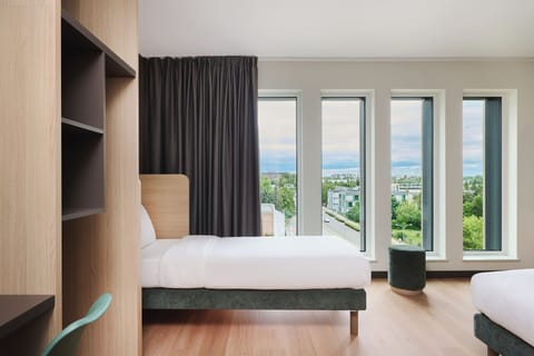 Standard Room, 3 Twin Beds | Hypo-allergenic bedding, desk, laptop workspace, blackout drapes