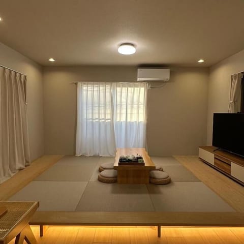 Villa, 4 Bedrooms, Balcony | Interior