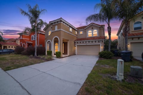 House, 6 Bedrooms | Exterior