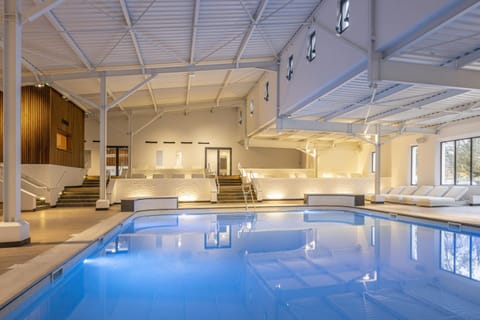 Apartment | Pool | Outdoor pool, a heated pool