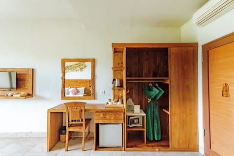 Garden Deluxe  | Wardrobe