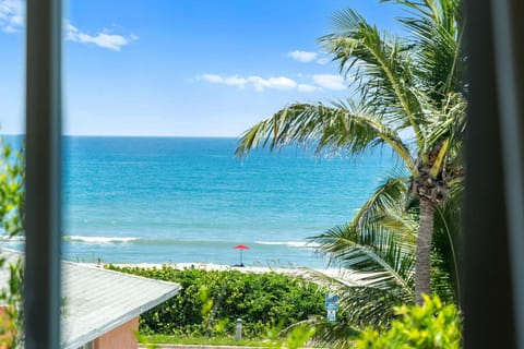 Villa (4 Bedrooms) | Beach/ocean view