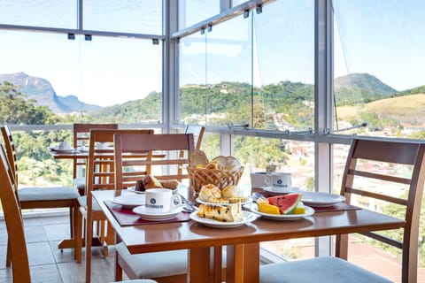 Free daily full breakfast