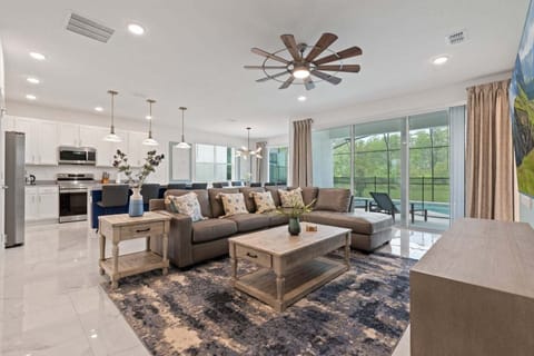 House, Multiple Beds, Pool Access, Pool View (VPR102-2572-5-GP) | Interior