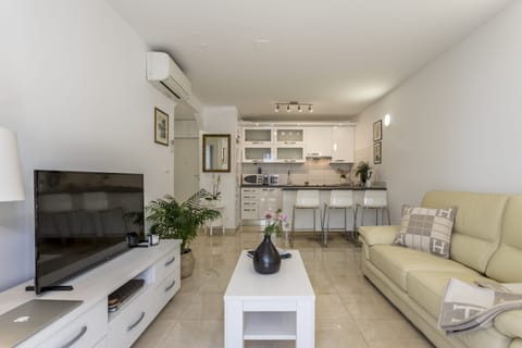 Deluxe Apartment, 1 Bedroom | Living area | LCD TV