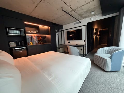 Studio, Courtyard View | Egyptian cotton sheets, premium bedding, down comforters, pillowtop beds