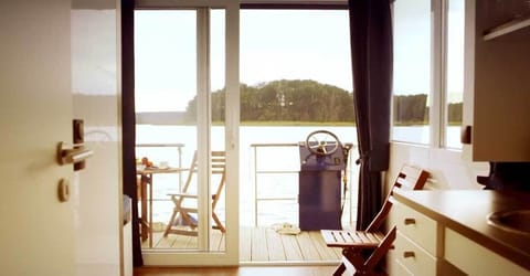 Barrier-Free Houseboat Febomobil 990 | Living area