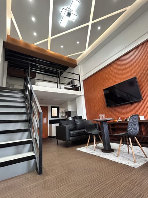 Premium Loft, Mountain View | Interior