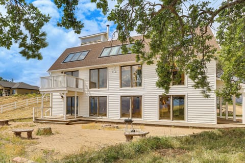 House (3 Bedrooms) | Front of property