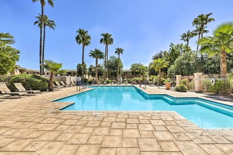 Apartment (4 Bedrooms) | Front of property