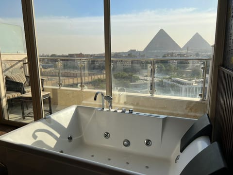Luxury Suite, Balcony | Mountain view