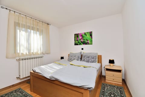Apartment (A1) | Iron/ironing board, WiFi (free)