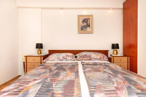 Apartment (A1) | Iron/ironing board, WiFi (free)