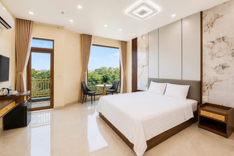 Superior Double Room | Desk, free WiFi, bed sheets