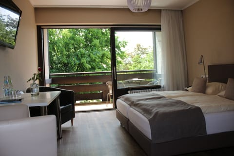 Standard Double Room, Balcony | Premium bedding, down comforters, in-room safe, desk