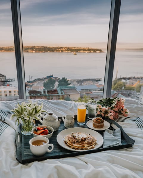 Daily full breakfast for a fee