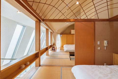 Superior Villa | Blackout drapes, iron/ironing board, free WiFi, bed sheets