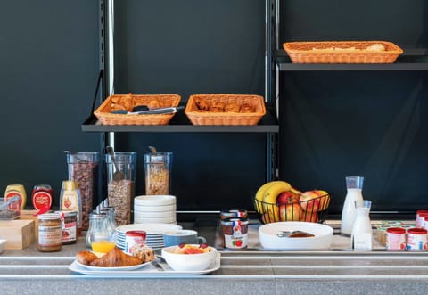 Daily buffet breakfast for a fee