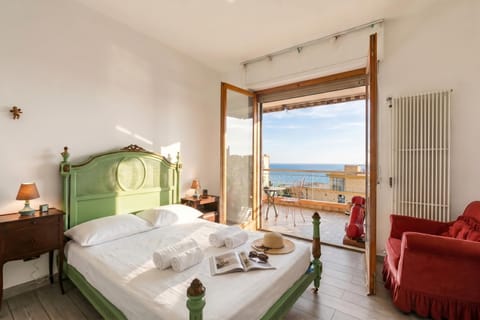 Standard Apartment, 1 Bedroom, Microwave (Casa Rattana - Sea View) | 1 bedroom