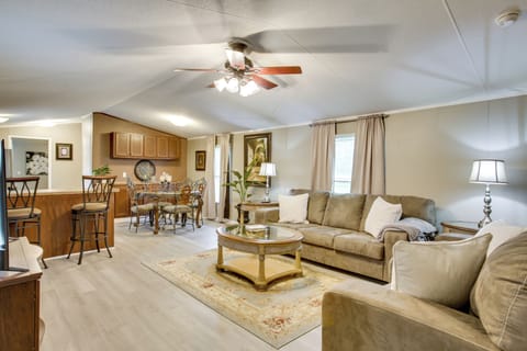 House (3 Bedrooms) | Front of property