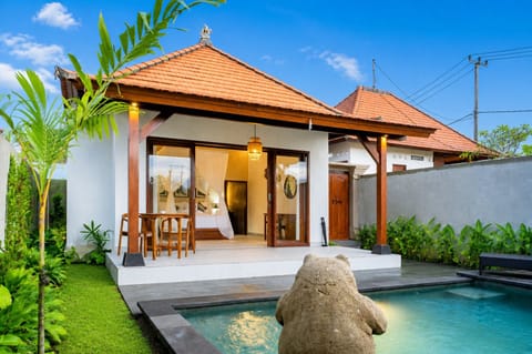 Comfort Villa, Balcony, Garden View | Pool
