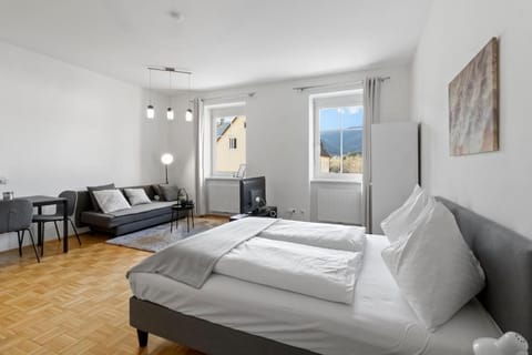 Apartment, 1 Double Bed with Sofa bed, Courtyard View | Free WiFi