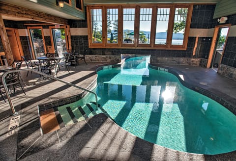Indoor/outdoor pool
