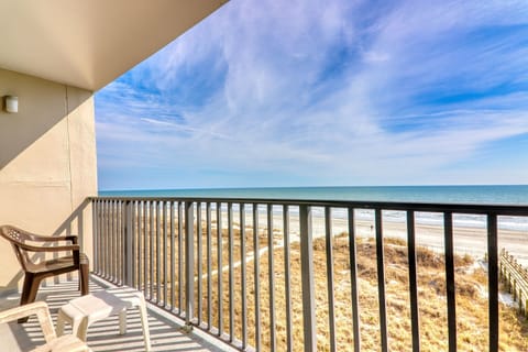 Classic Room | Balcony