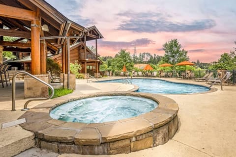 Condo, Multiple Beds (Golf View Escape) | Pool
