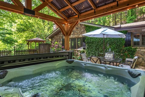 House, Multiple Beds (Dockside Dreams) | Outdoor dining