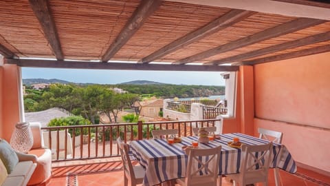 Traditional Apartment, Partial Sea View | Outdoor dining