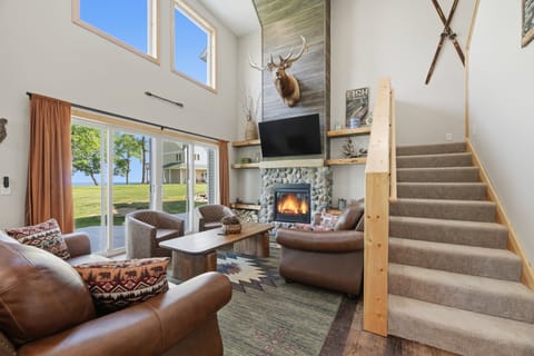 House, 3 Bedrooms | Living area | Smart TV, streaming services