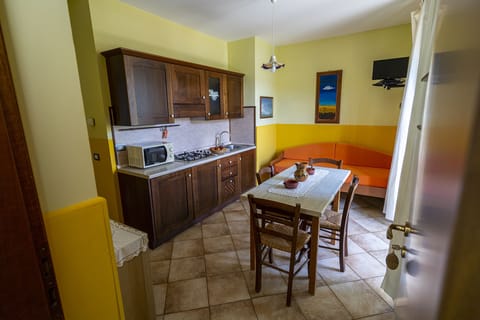 Apartment | Living area | Flat-screen TV