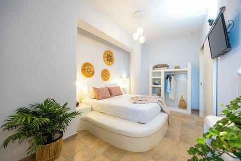Comfort Apartment | Individually decorated, individually furnished, iron/ironing board