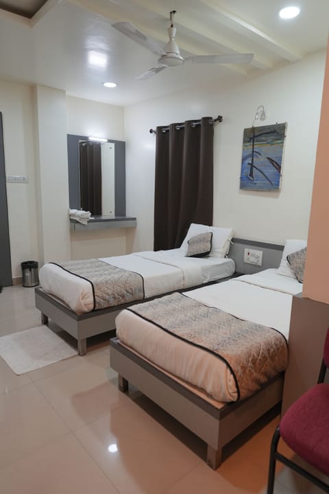 Deluxe Room | Free WiFi