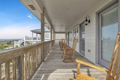 House, 6 Bedrooms | Terrace/patio
