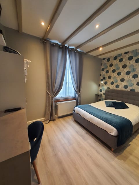 Standard Double Room | Desk, free WiFi, bed sheets