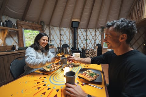 Basic Tent | Dining