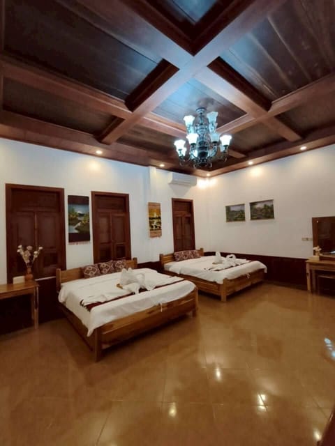 Family Quadruple Room, City View | Desk, WiFi (free)