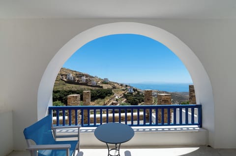 Elegant Room with Sea View | Terrace/patio